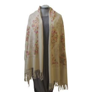 Cream Embroidered Floral Shawl Fringe Cottagecore Boho Wrap NWOT 74"